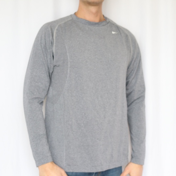 Men's Nike thermal dri-fit long sleeve. XL-A2 - Picture 3 of 8